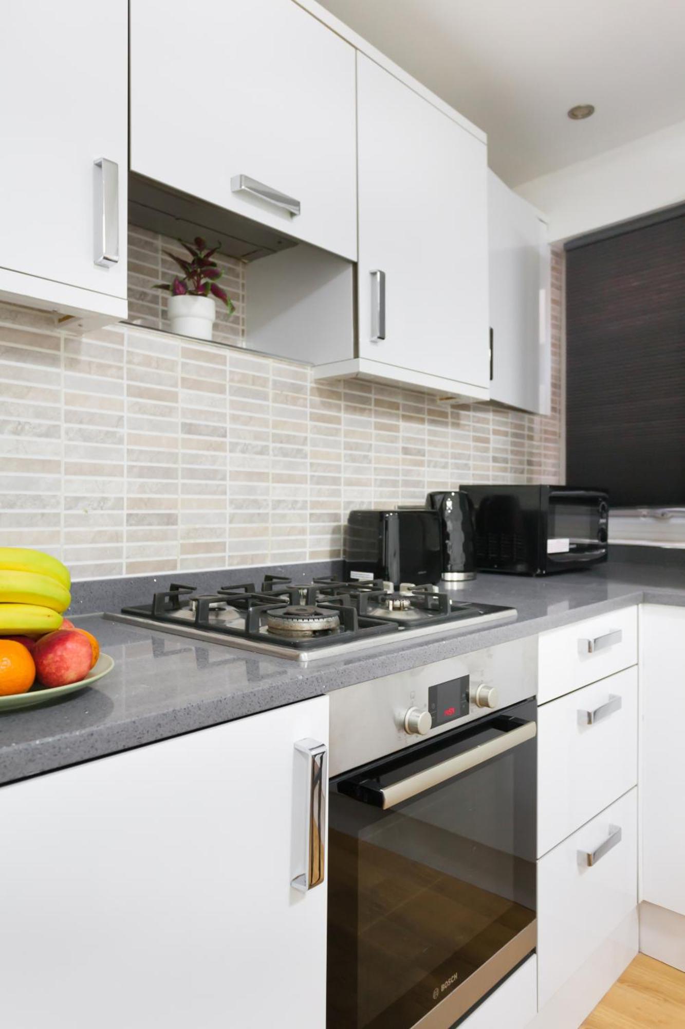לונדון Eurostar Budget Rooms - Next To Kings Cross & Eurostar Train Station מראה חיצוני תמונה